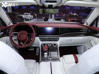 红旗轿车发展史 一同回顾“国车”变迁