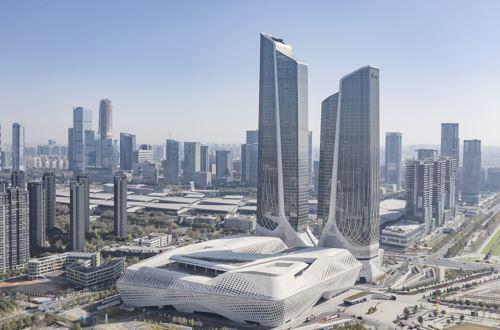 疫情后城市GDP_疫情影响可控!广州上半年GDP增长13.7%,“跑”在全国主要城市前列