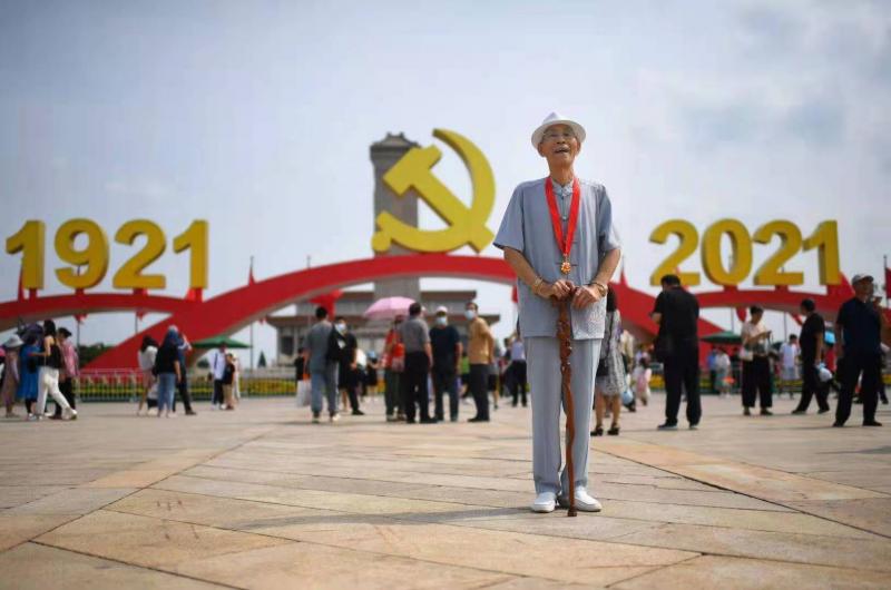 天安门广场部分庆祝景观保留至7月15日休闲区蓝鸢梦想 - Www.slyday.coM