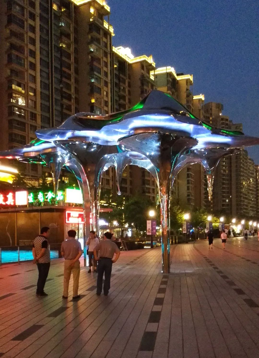 【探索】长宁开启全区景观灯光亮灯模式,一大波夜景美图