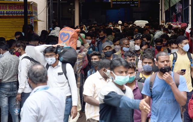 4万例,累计确诊逾3050万例|印度|新冠肺炎_新浪新闻