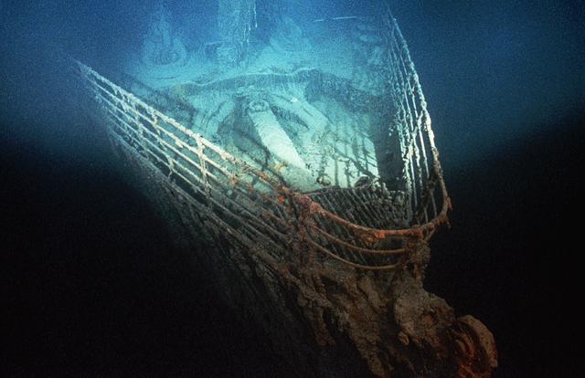 泰坦尼克号残骸正逐渐消失：破损腐蚀严重，船首栏杆随时倒塌