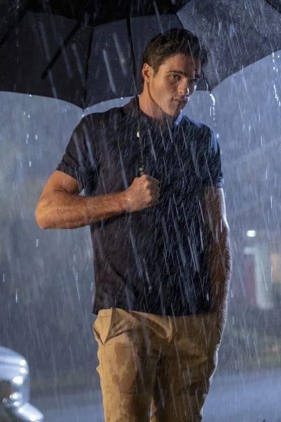 荷兰弟和赞达亚是什么关系是情侣男女朋友吗 两人恋情是真的在一起了吗