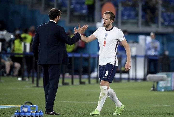 英格兰4比0击败乌克兰，闯进欧洲杯4强休闲区蓝鸢梦想 - Www.slyday.coM