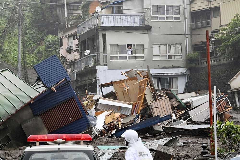 当地时间2021年7月3日，日本静冈县热海市拍摄的泥石流灾害现场。