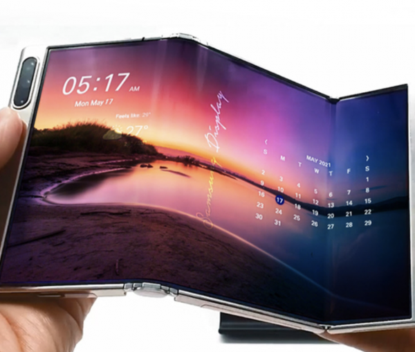 别着急买折叠手机?三星:已开发出三折屏