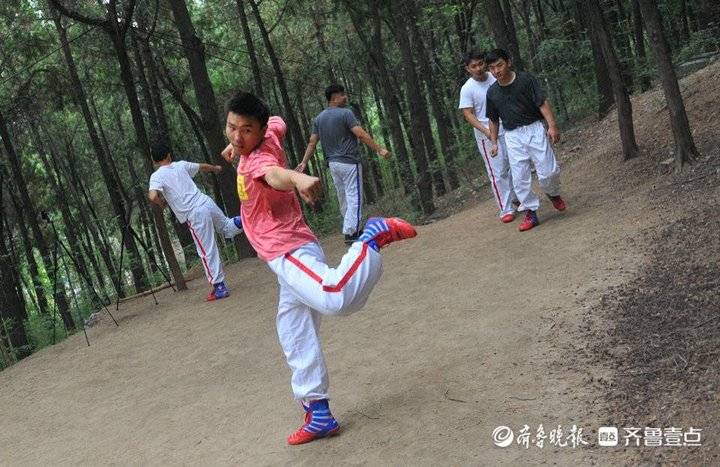 拾光|隐于山林间!马鞍山上的济南摔跤场