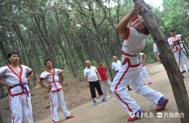 拾光|隐于山林间!马鞍山上的济南摔跤场