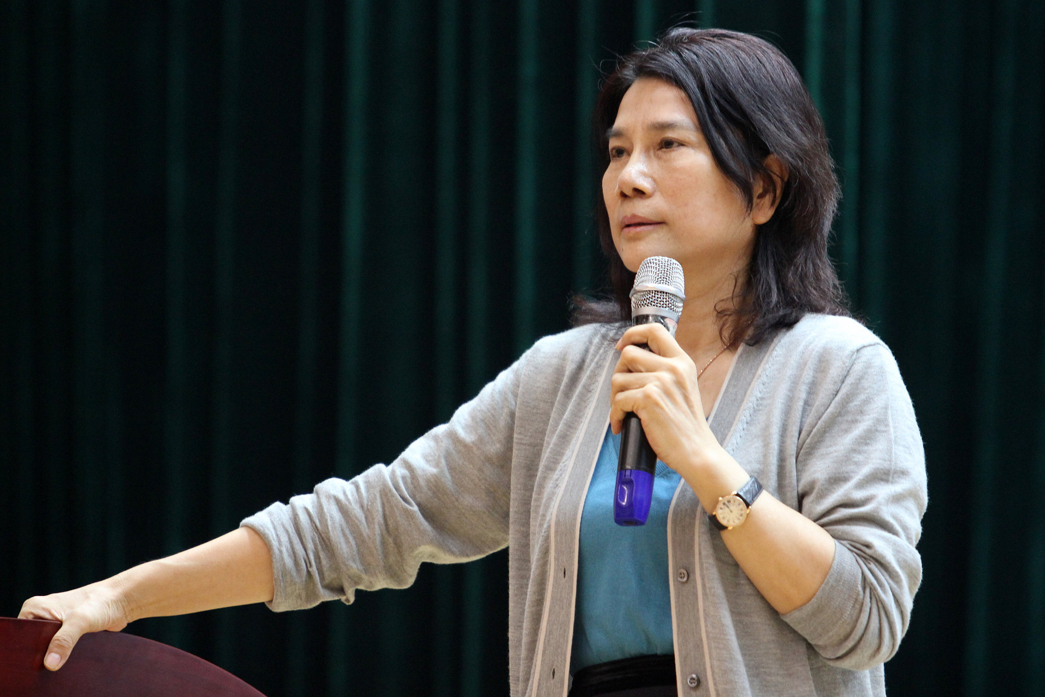 要让空调变发电站董明珠言论引热议格力半年多已损千亿市值