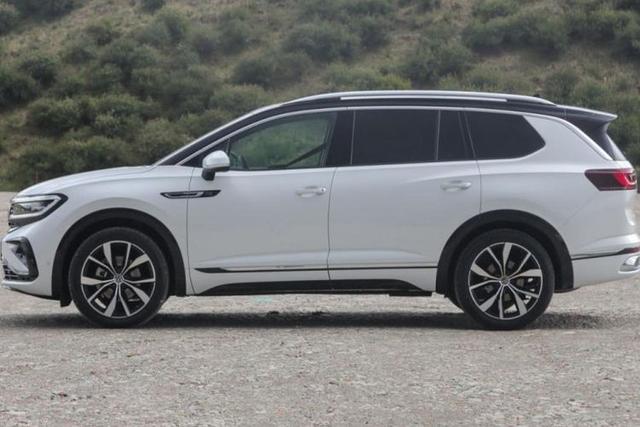 该杀熟还是要尝鲜汉兰达vs揽境30万7座suv你选谁