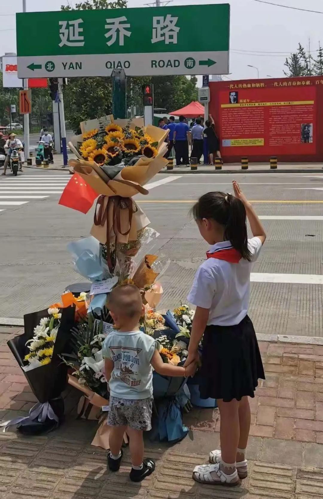 安徽这条路上的人，发的朋友圈很好哭 - Vimarsana News