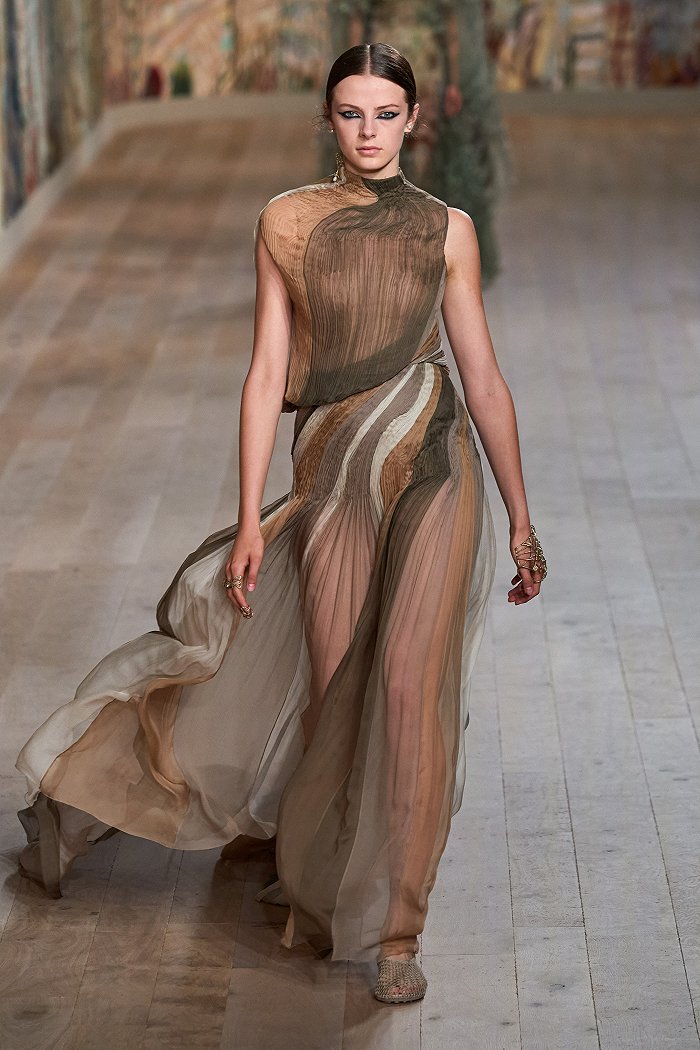 图片来源：Vogue