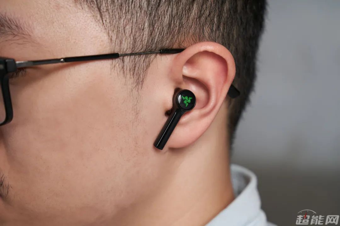 雷蛇战锤狂鲨真无线x入耳式耳机体验:点亮每个游戏节拍|入耳式耳机
