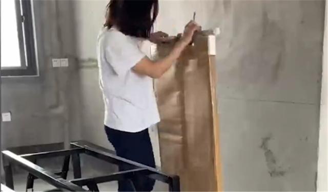 95后女孩打工十年买120㎡居室，不装修直接住毛坯房，网友：真棒休闲区蓝鸢梦想 - Www.slyday.coM