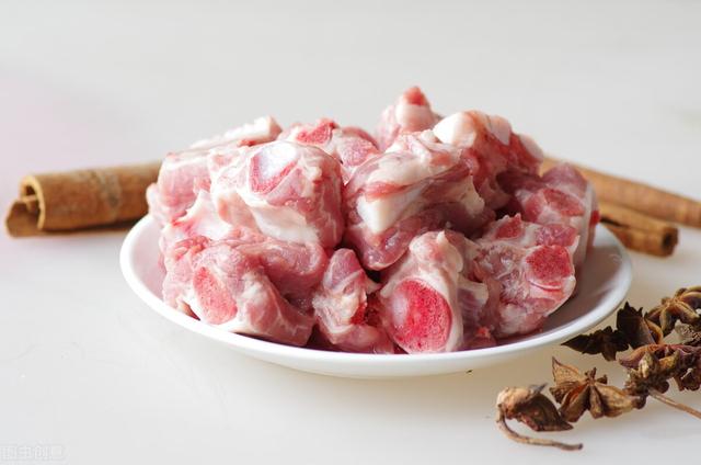 无论买排骨还是买肉，只要掌握了这3个挑选技巧，就不用怕被坑了休闲区蓝鸢梦想 - Www.slyday.coM