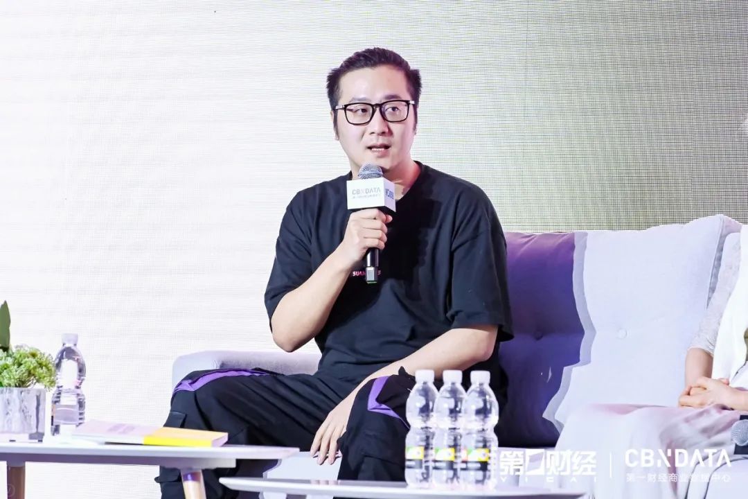 谦寻控股联合创始人ceo奥利