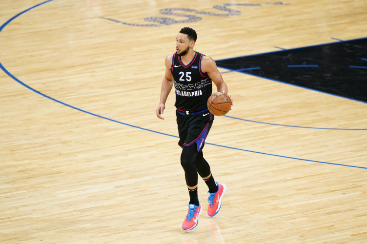 蒙克利夫:见过超级球星最后时刻不想被犯规 本西并非特例