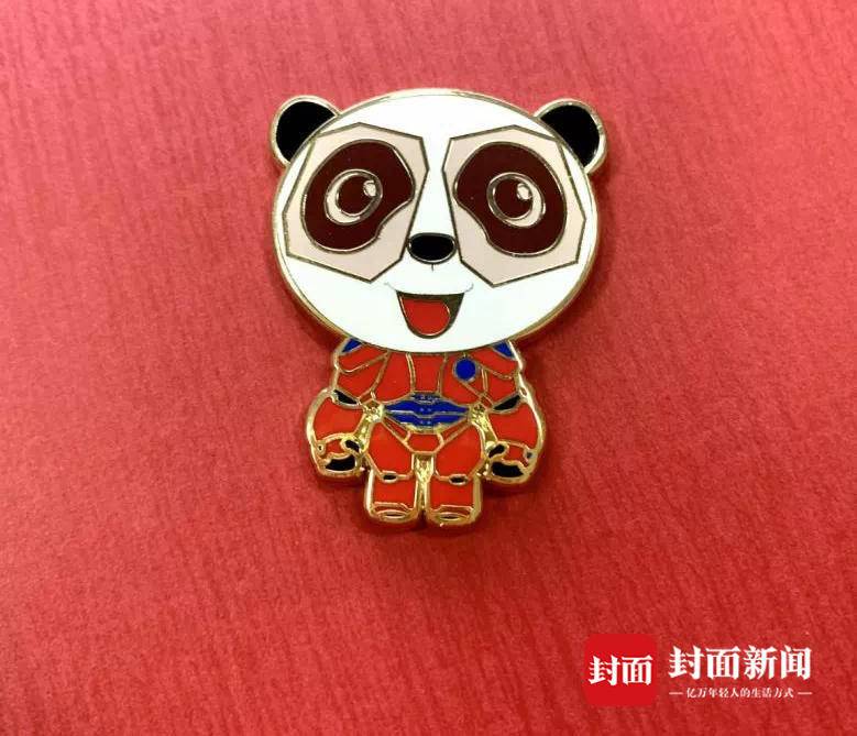 四川第一封高考录取通知书发出！成都七中男生邹朝宇被电子科大录取休闲区蓝鸢梦想 - Www.slyday.coM