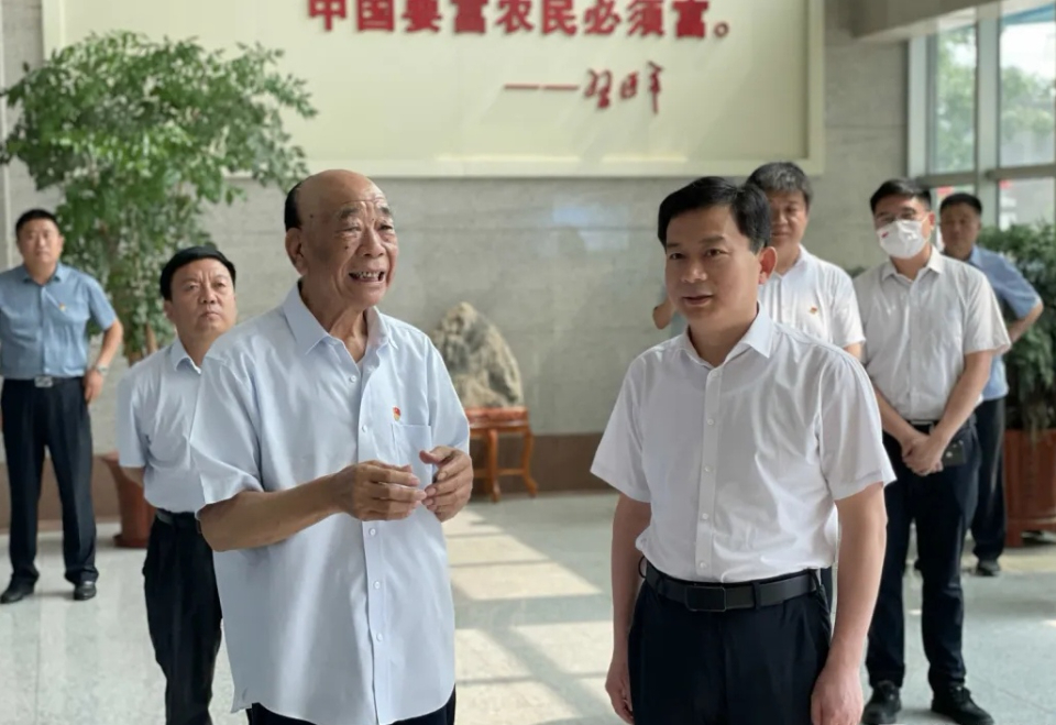 张永国到三元朱村村史馆调研.张永国到寿光市新时代文明实践中心调研.