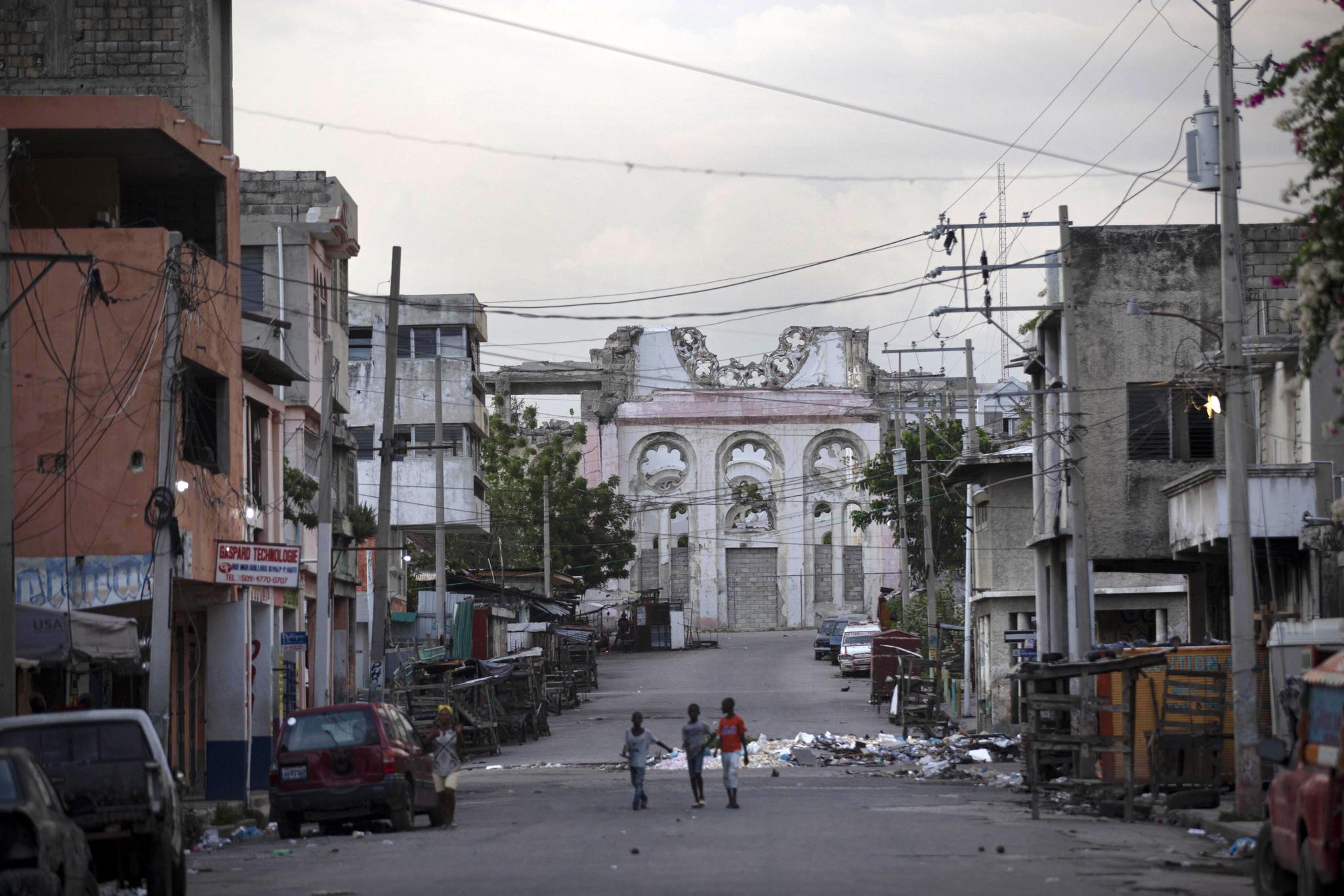 海地首都太子港街头。图|澎湃影像
