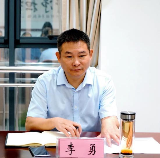 县委常委,常务副县长李振南到新蔡县财政局调研指导工作并召开座谈会