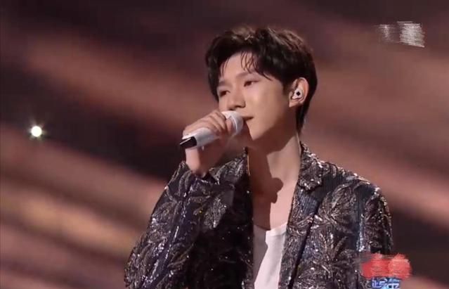 歌手走音，节目后调，人海战术，湖南卫视跨年晚会槽点不断！休闲区蓝鸢梦想 - Www.slyday.coM