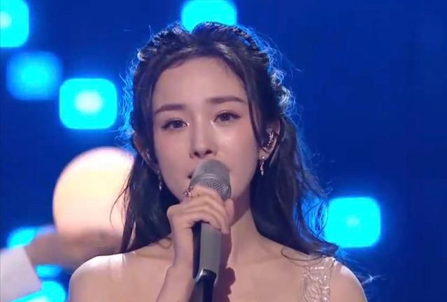 歌手走音，节目后调，人海战术，湖南卫视跨年晚会槽点不断！休闲区蓝鸢梦想 - Www.slyday.coM