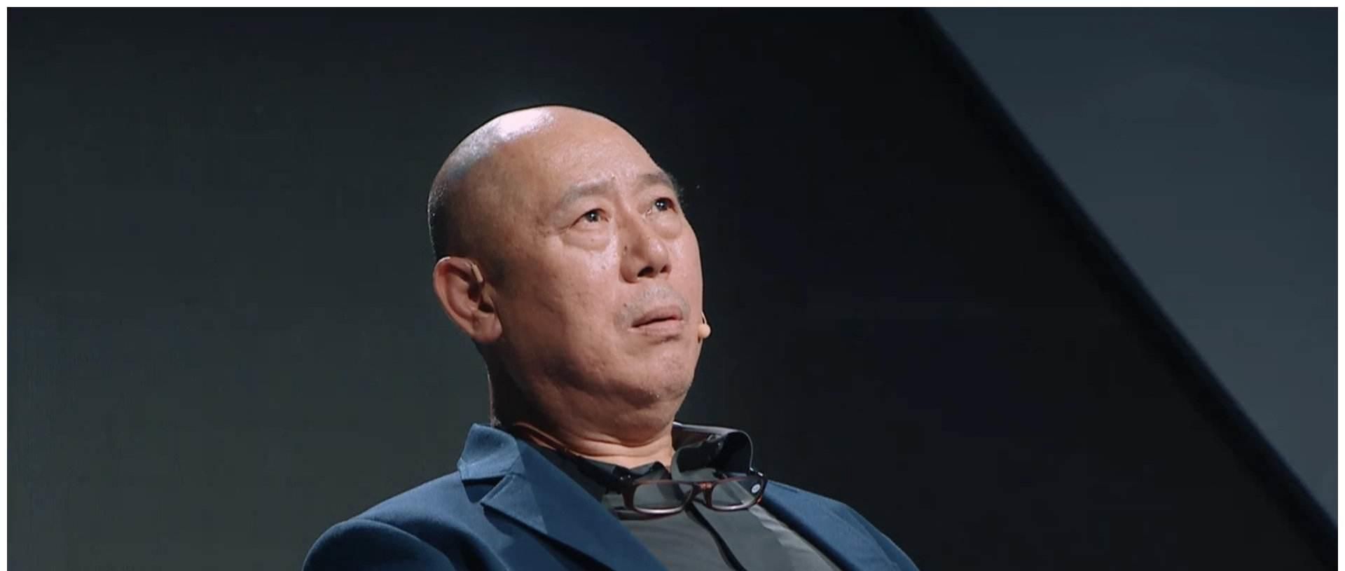 李成儒娶了小自己18岁的史依弘,没多久就说对方不检点,无奈离休闲区蓝鸢梦想 - Www.slyday.coM 李成儒娶了小自己18岁的史依弘,没多久就说对方不检点,无奈离休闲区蓝鸢梦想 - Www.slyday.coM