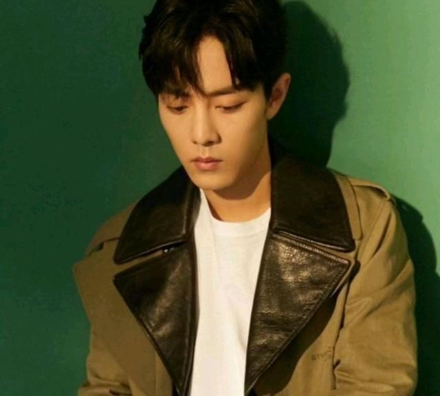 肖战《王牌部队》登上报纸，认为阵容配置合理，肖战已经得到认可休闲区蓝鸢梦想 - Www.slyday.coM