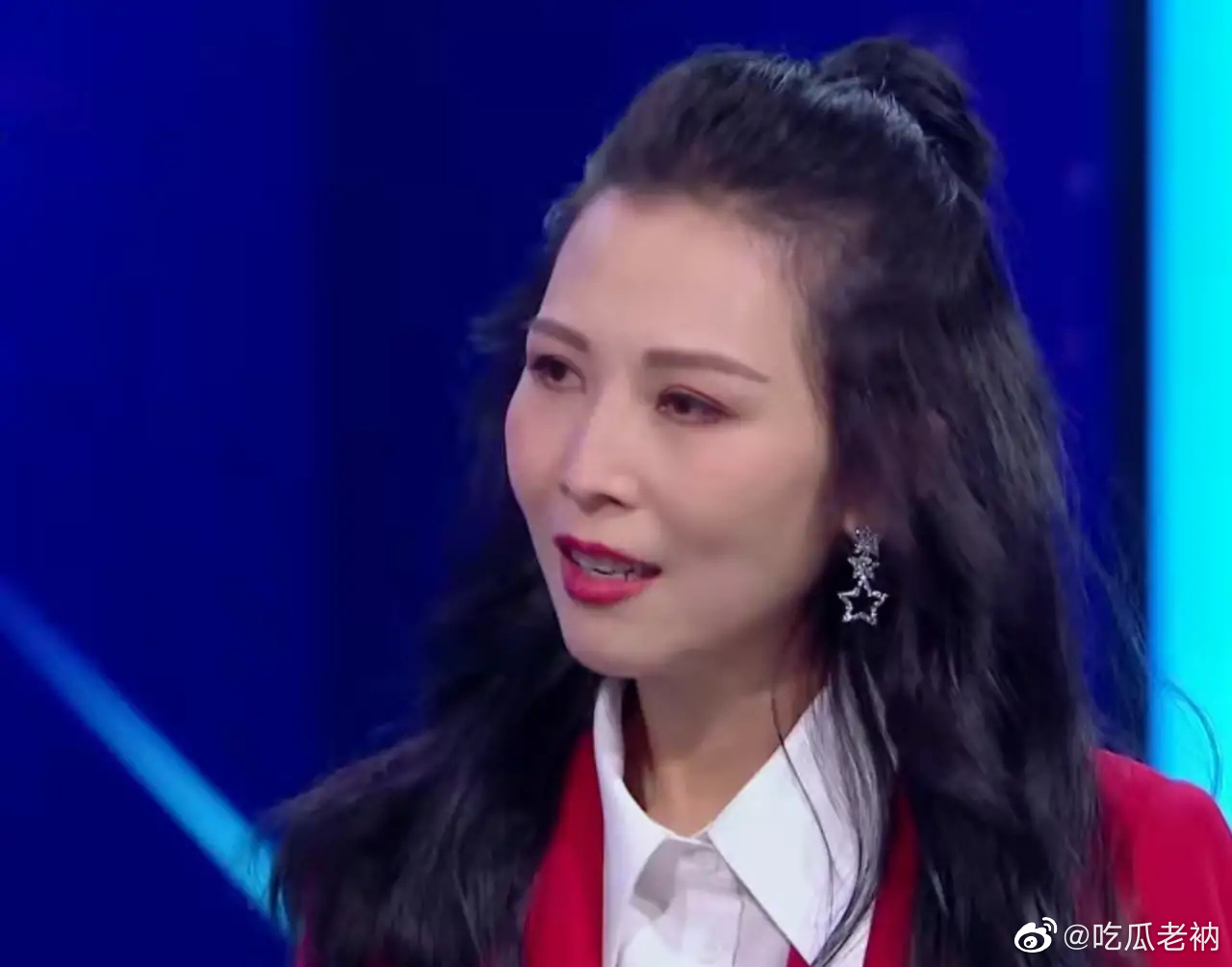 看了《你好星期六》首播,只有一个想法,那就是心疼何炅……休闲区蓝鸢梦想 - Www.slyday.coM 看了《你好星期六》首播,只有一个想法,那就是心疼何炅……休闲区蓝鸢梦想 - Www.slyday.coM