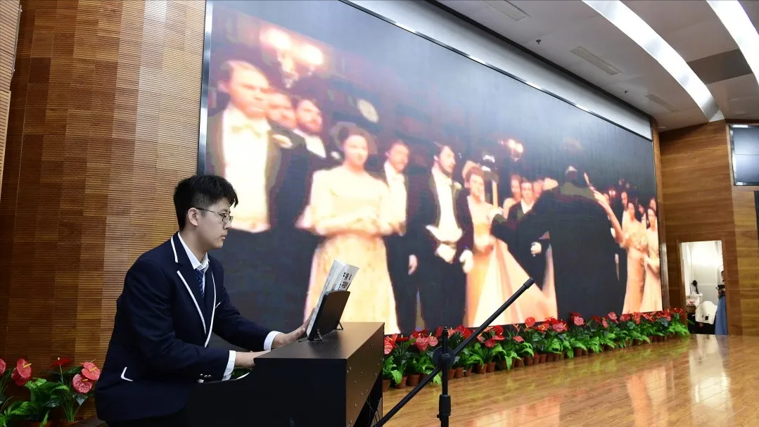 跨年|潞河国际科技艺术节闭幕式暨2022新年晚会精彩上演!休闲区蓝鸢梦想 - Www.slyday.coM 跨年|潞河国际科技艺术节闭幕式暨2022新年晚会精彩上演!休闲区蓝鸢梦想 - Www.slyday.coM