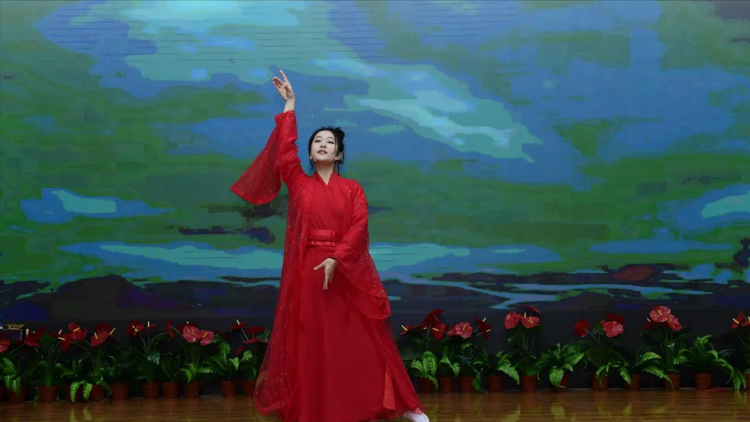 跨年|潞河国际科技艺术节闭幕式暨2022新年晚会精彩上演!休闲区蓝鸢梦想 - Www.slyday.coM 跨年|潞河国际科技艺术节闭幕式暨2022新年晚会精彩上演!休闲区蓝鸢梦想 - Www.slyday.coM