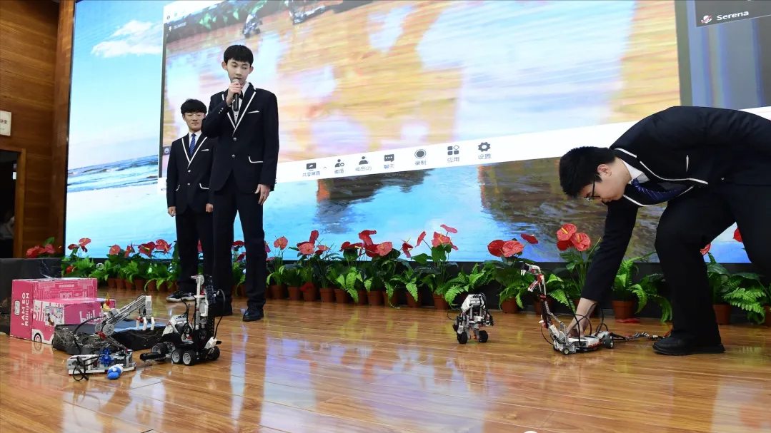 跨年|潞河国际科技艺术节闭幕式暨2022新年晚会精彩上演!休闲区蓝鸢梦想 - Www.slyday.coM 跨年|潞河国际科技艺术节闭幕式暨2022新年晚会精彩上演!休闲区蓝鸢梦想 - Www.slyday.coM