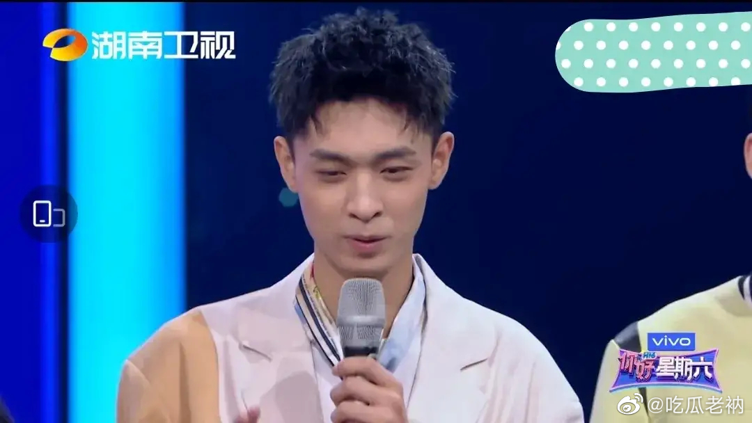 看了《你好星期六》首播,只有一个想法,那就是心疼何炅……休闲区蓝鸢梦想 - Www.slyday.coM 看了《你好星期六》首播,只有一个想法,那就是心疼何炅……休闲区蓝鸢梦想 - Www.slyday.coM