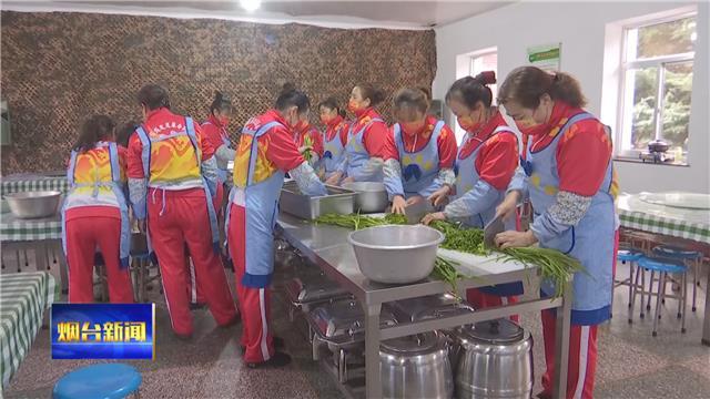 迎新年~“兵妈妈”走进军营送祝福