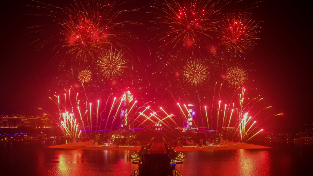 烟花好礼燃爆跨年夜!海花岛欢乐迎新年!|海南省_新浪新闻