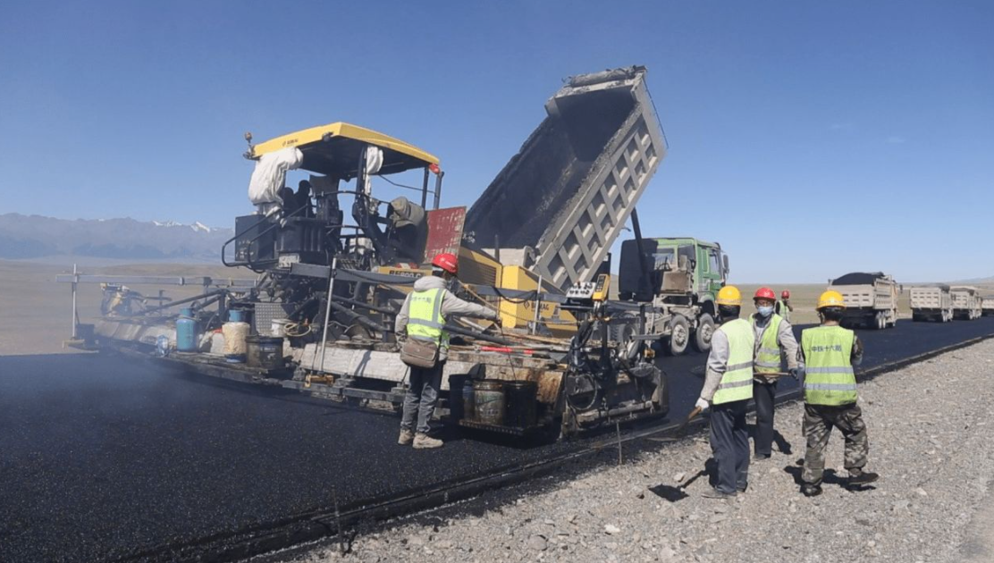 美国人怎么修路埋轮胎有啥用中国咋不效仿看完才懂东方智慧