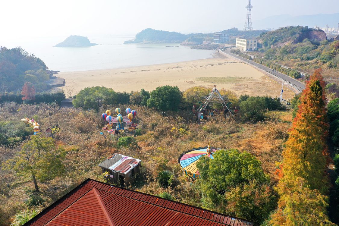 洋沙山景区关闭逾六年荒草萋然何时去回忆一下青春