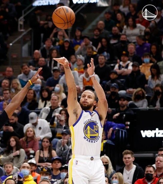 盘点今日NBA9大纪录:德罗赞绝杀创历史,库里延续三分纪录休闲区蓝鸢梦想 - Www.slyday.coM 盘点今日NBA9大纪录:德罗赞绝杀创历史,库里延续三分纪录休闲区蓝鸢梦想 - Www.slyday.coM