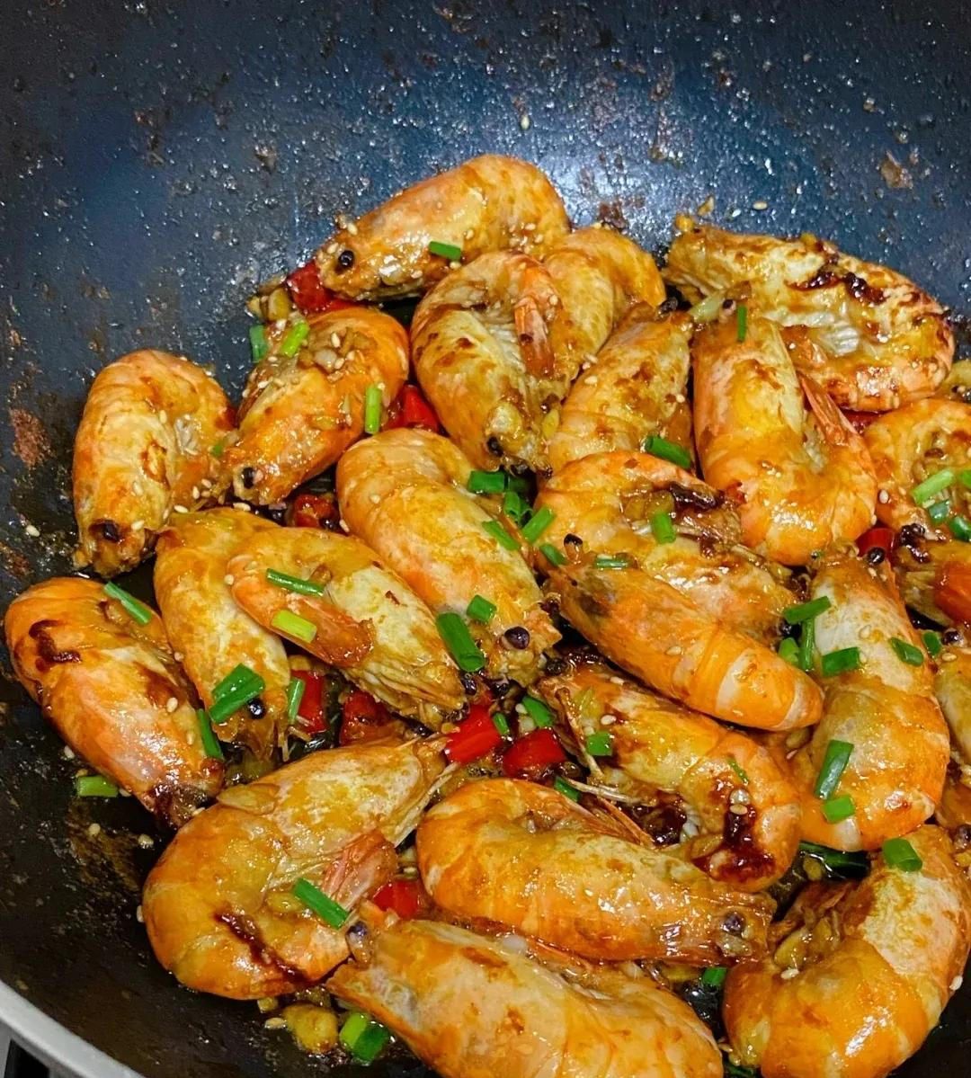 油焖大虾,好吃到舔手|大虾|虾|大头虾_新浪新闻