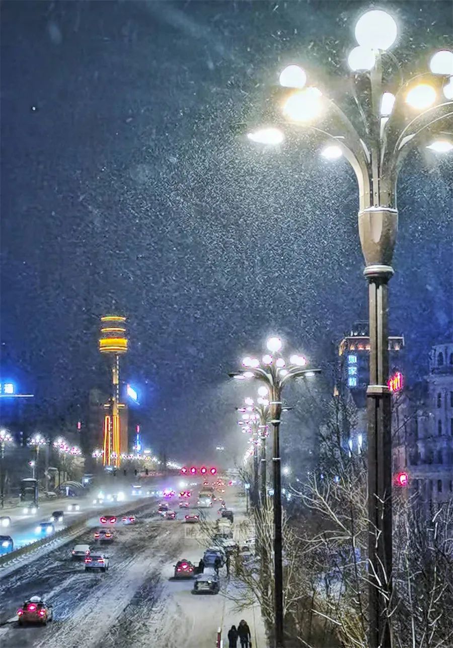 2022年第一场雪,邂逅最浪漫的雪中冰城_新浪新闻