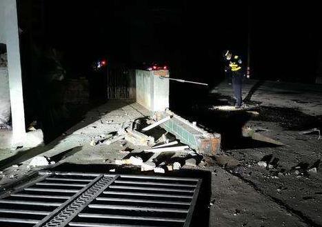 四川江油发生4车相撞交通事故致8死19伤休闲区蓝鸢梦想 - Www.slyday.coM