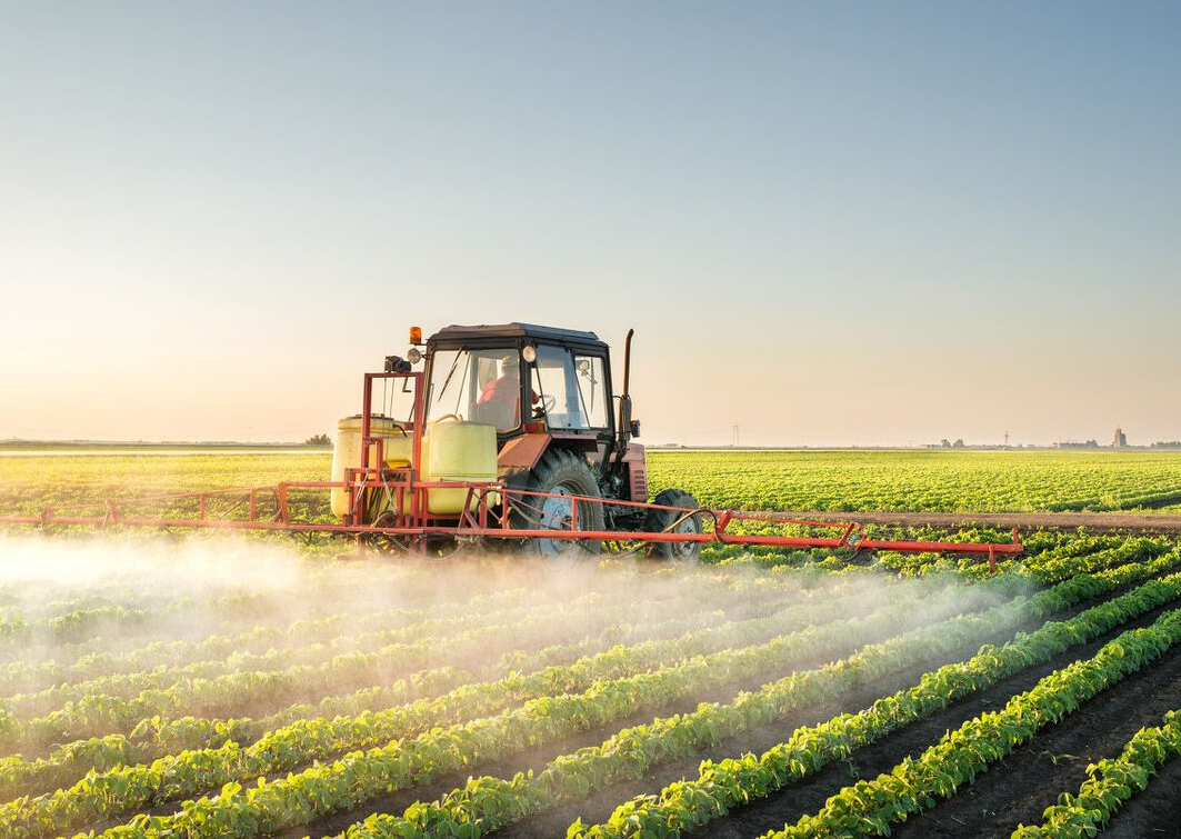 图为农业机械化5g技术的出现,更是让农业实现了数字化与高效化,并且让