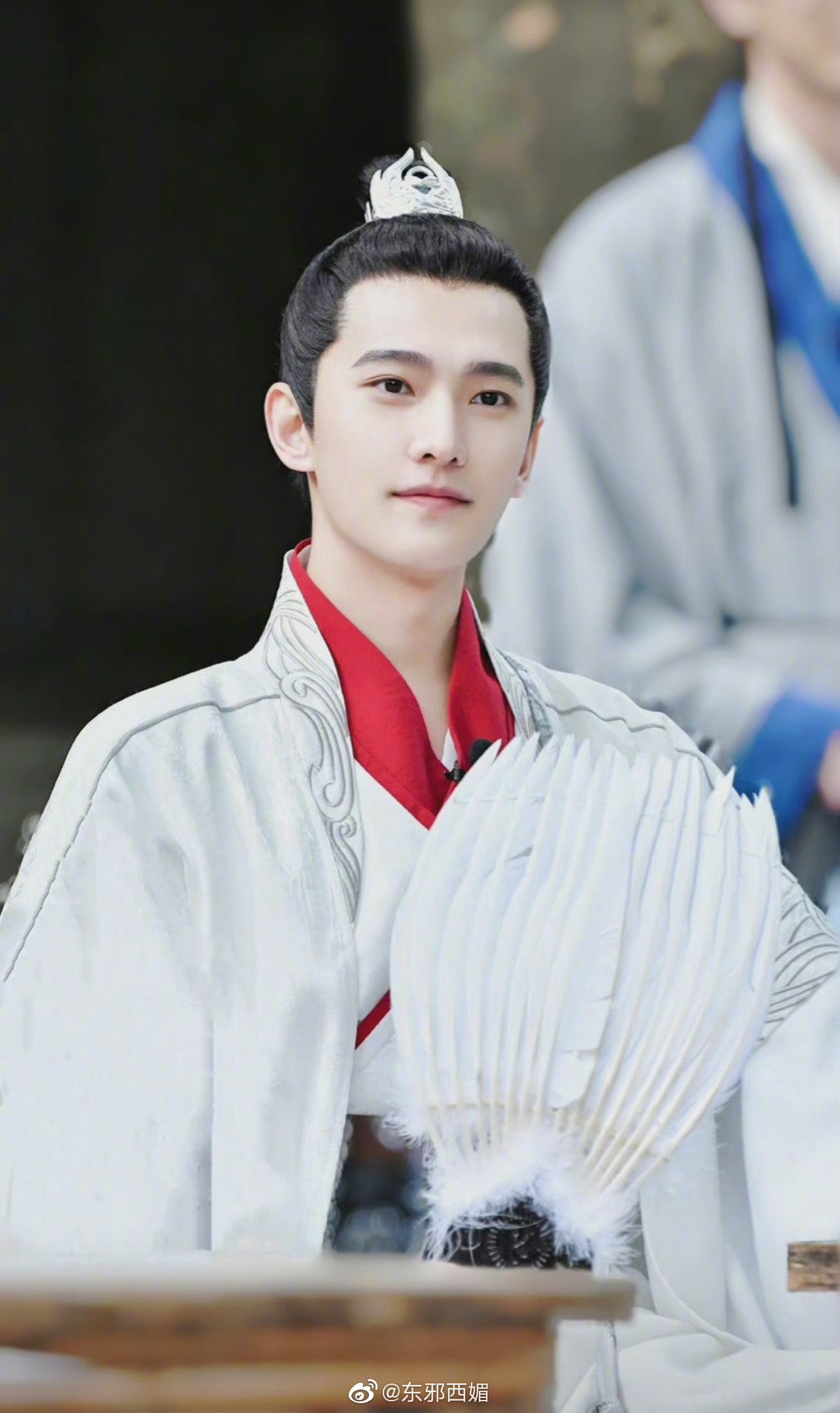 杨洋古装造型当得上玉树临风丰神俊朗