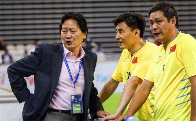 范志毅管纪律李玮锋教技术鲁能三将辅助国足豪华助教团来了