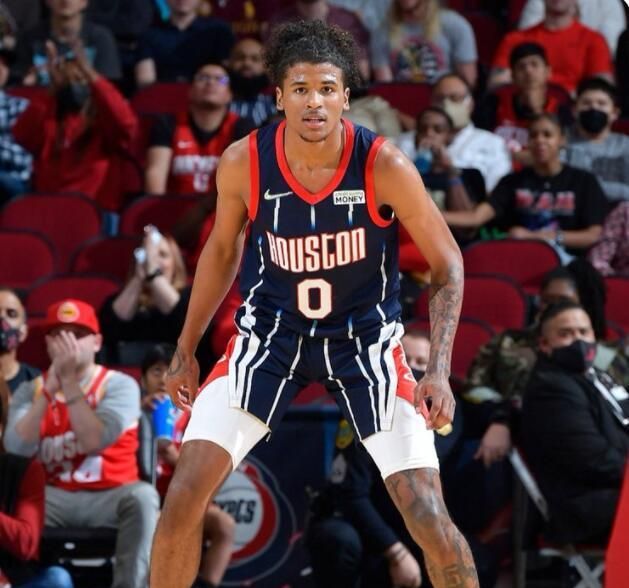 字母哥35+16+10，德罗赞再演神迹绝杀奇才，爵士4人20分不敌库里休闲区蓝鸢梦想 - Www.slyday.coM