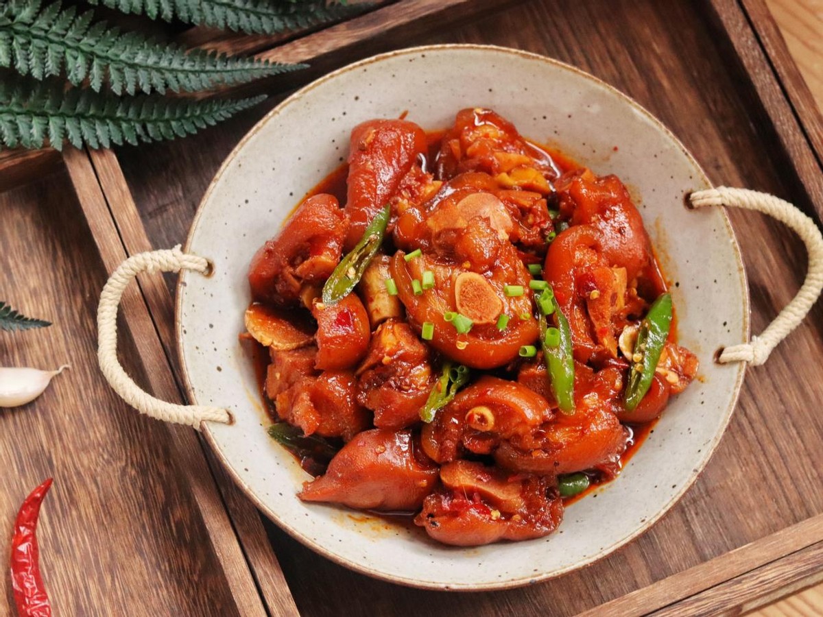 家常香辣猪蹄香辣入味肥而不腻满满的胶原蛋白