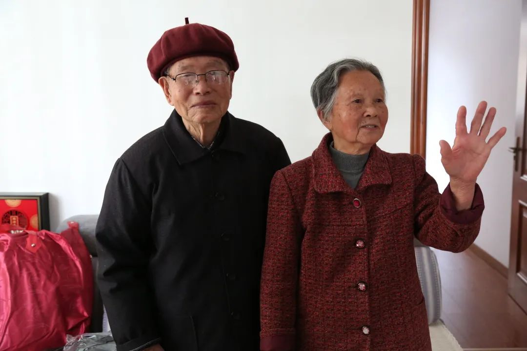 碧仙夫妻除徐献章,田兰菊百岁夫妻外,缙云还有总年龄超过190岁的夫妻