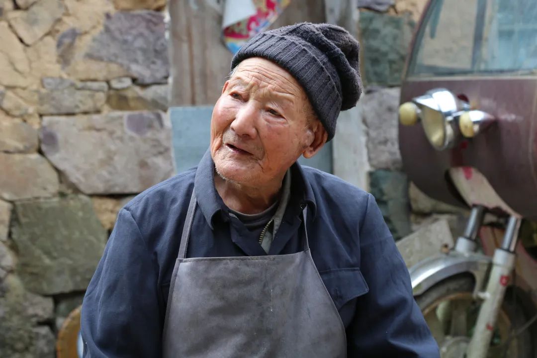 朱土火100岁,朱月仙104岁新建镇百岁老人陈巧妹100岁,陈赛玉101岁,丁