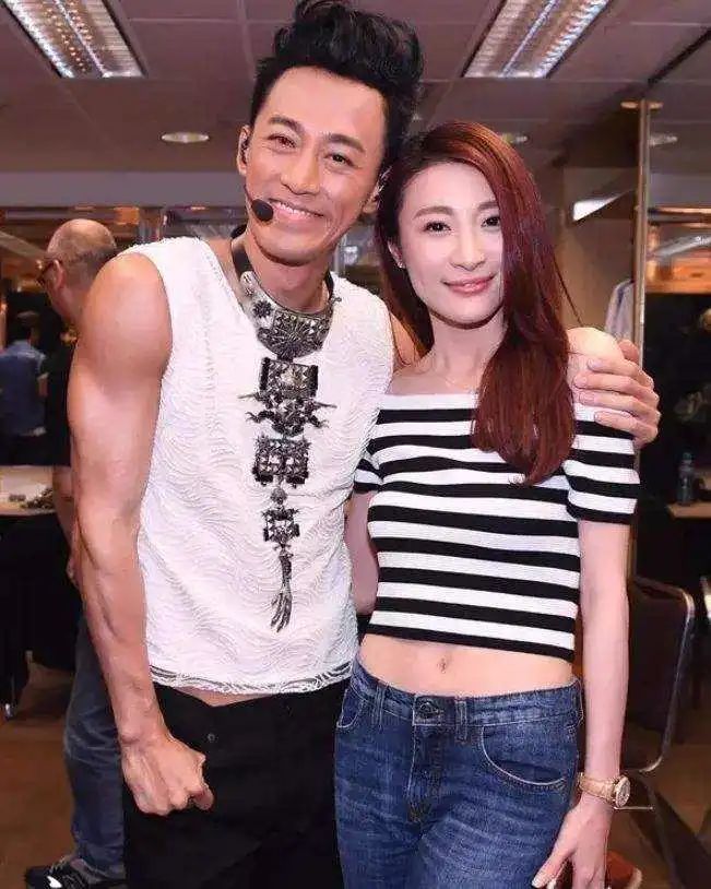 封视后遭群嘲！TVB花旦获中戏同学文护航，与网友掀骂战整个通宵休闲区蓝鸢梦想 - Www.slyday.coM